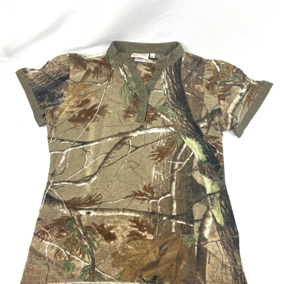 SHE Outdoor Apparel Camo T-Shirt Size XS - Picture 4 of 16